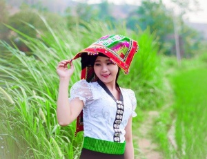 Trang phục nữ dân tộc thái