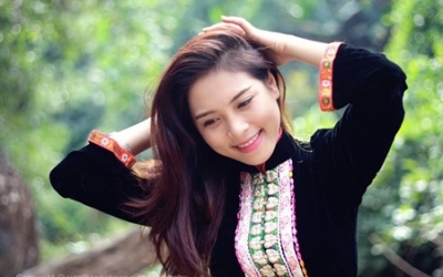 Nữ sinh Thái